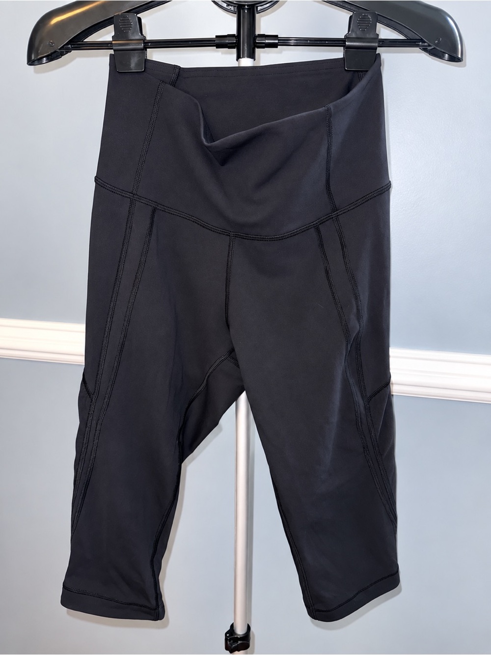 Lululemon Pace Rival Crop Leggings Black Size 6 Side Pockets